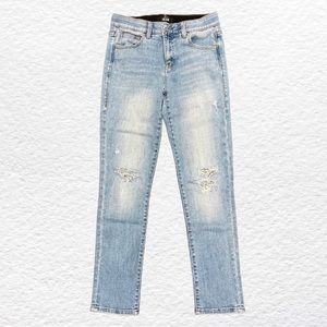 LuLaRoe Boyfriend Jeans 26 Malibu Distressed.